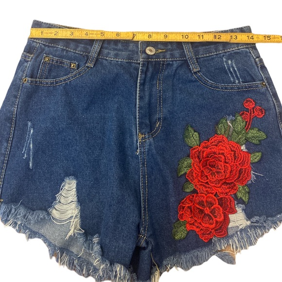 Vintage 1990’s Ultra Short High Rise Demin Shorts with Flower Appliqué, 28” - Picture 4 of 6